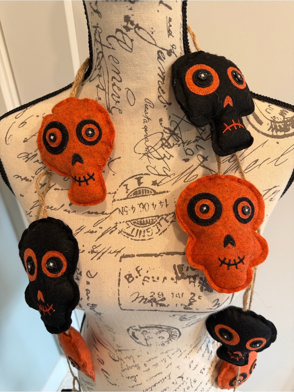 Day of the Dead Orange and Black Skull Garland 6 Foot Garland